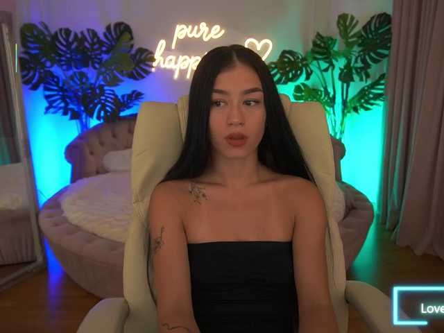 FataleNellie live cam on BongaCams