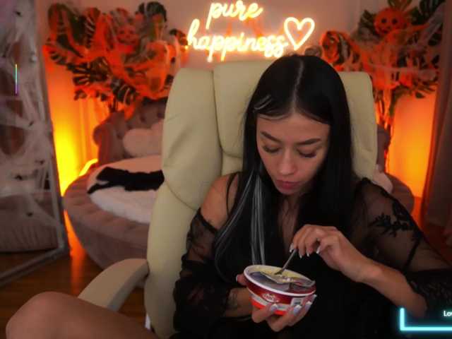 FataleNellie live cam on BongaCams