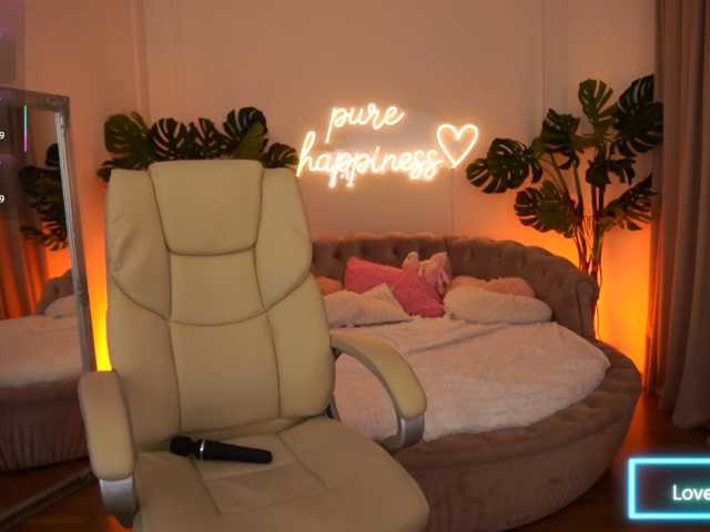 FataleNellie live cam on BongaCams