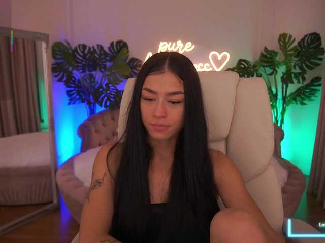 FataleNellie live cam on BongaCams