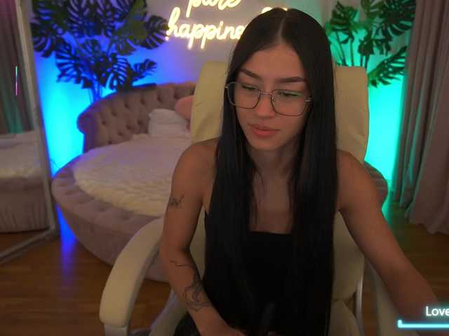 FataleNellie live cam on BongaCams