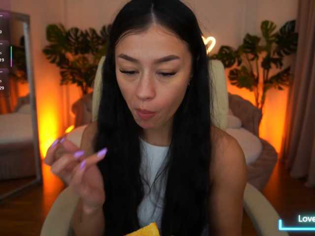 FataleNellie live cam on BongaCams