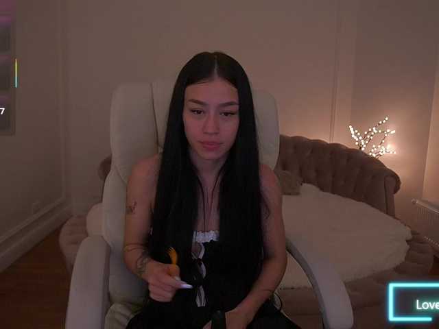 FataleNellie live cam