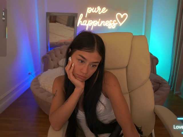 FataleNellie live cam on BongaCams