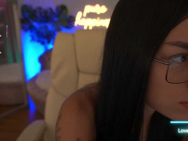 FataleNellie live cam on BongaCams