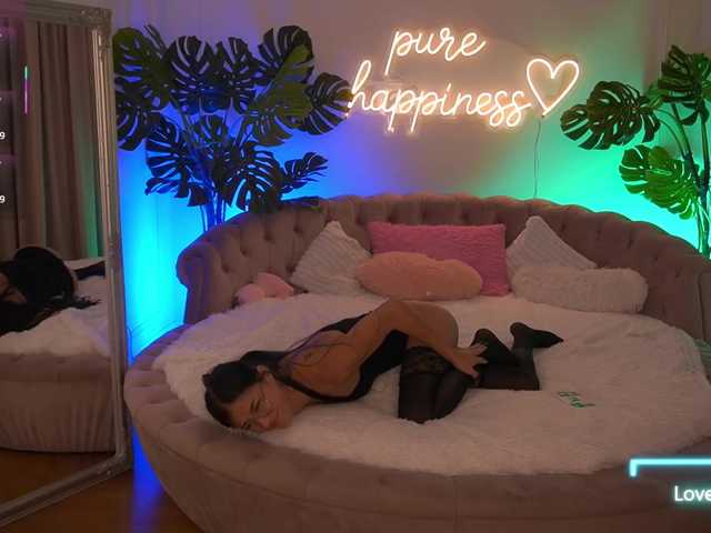 FataleNellie live cam on BongaCams