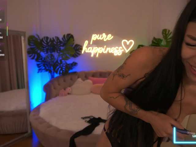 FataleNellie live cam on BongaCams