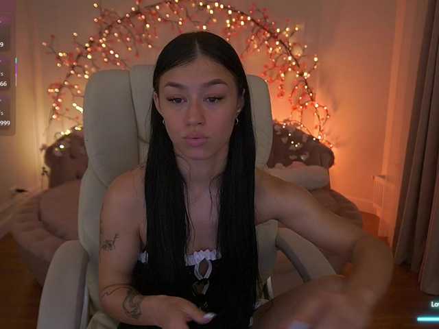 FataleNellie live cam on BongaCams