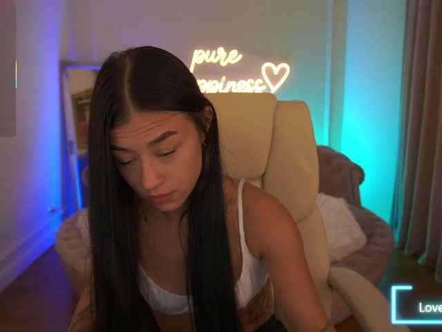 FataleNellie live cam on BongaCams