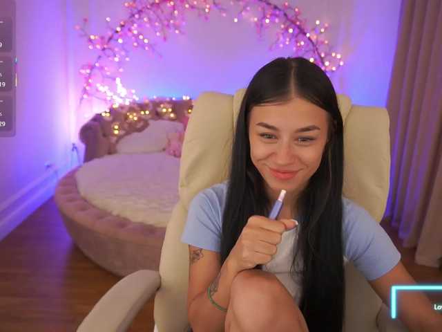 FataleNellie live cam on BongaCams