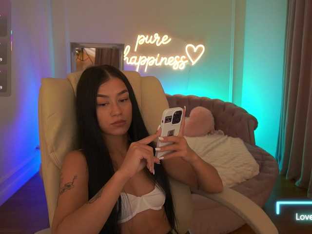 FataleNellie live cam on BongaCams