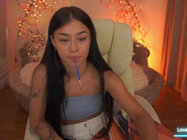 FataleNellie Sex Cam Show