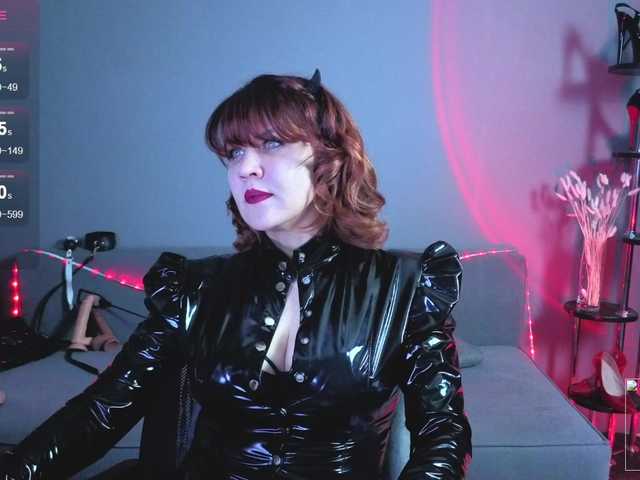 Goddess-Orsa live cam on BongaCams