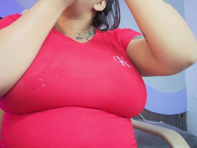 Nicolle-mariee live cam on BongaCams