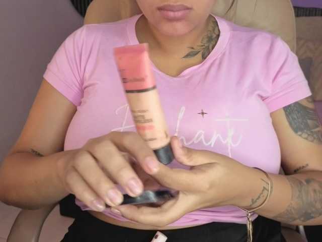 Nicolle-mariee Live Cam on BongaCams