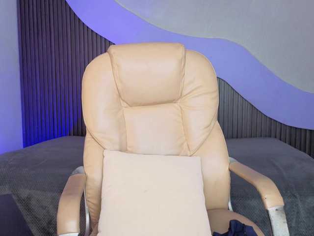 Nicolle-mariee live cam on BongaCams