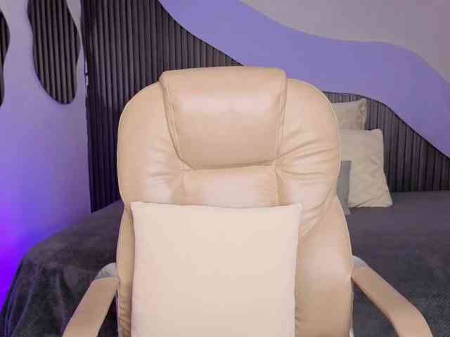 Nicolle-mariee webcam