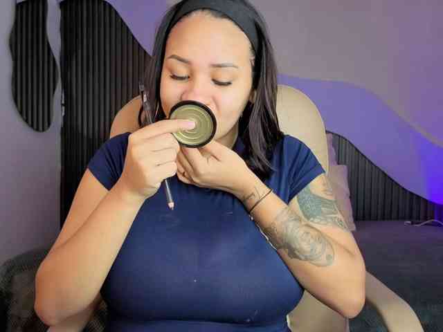 Nicolle-mariee webcam