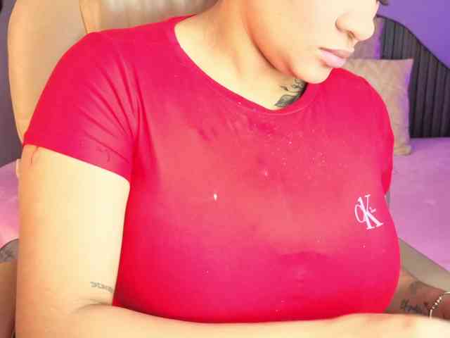 Nicolle-mariee webcam