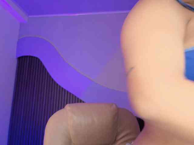 Nicolle-mariee webcam