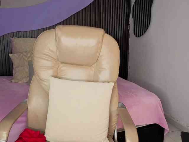 Nicolle-mariee webcam