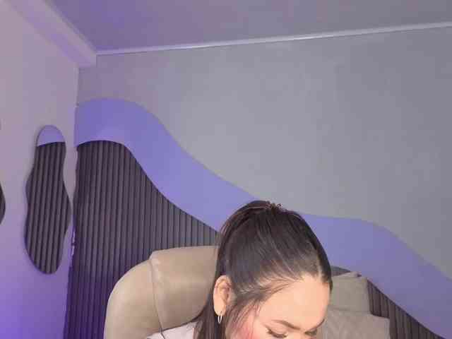 Nicolle-mariee webcam