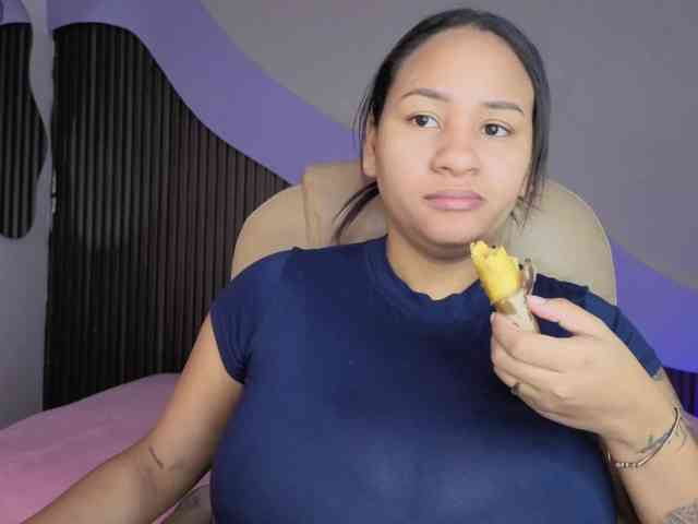 Nicolle-mariee webcam