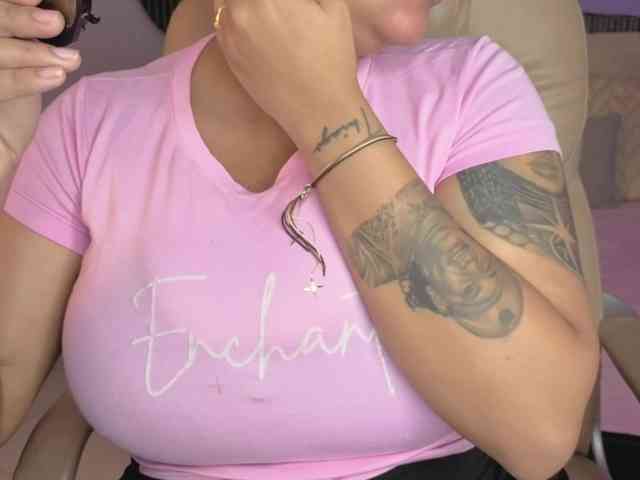 Nicolle-mariee webcam