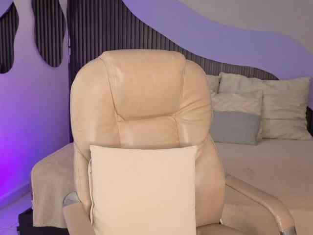 Nicolle-mariee webcam