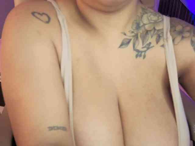 Nicolle-mariee webcam