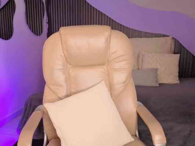 Nicolle-mariee webcam