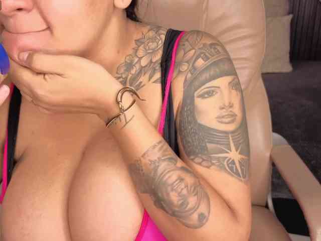 Nicolle-mariee webcam