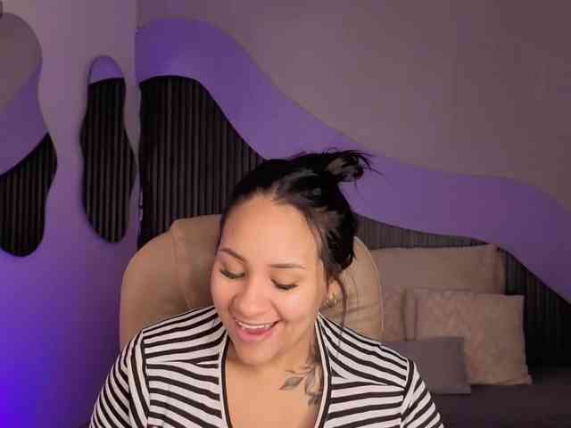 Nicolle-mariee webcam