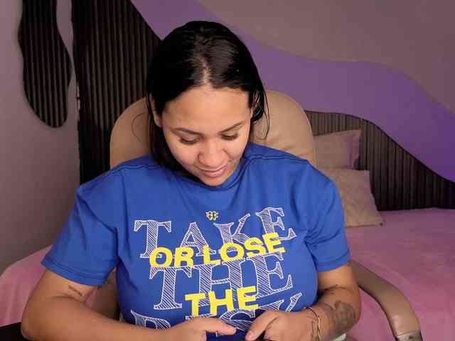 Nicolle-mariee webcam