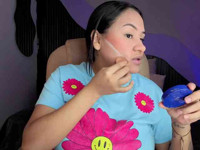 Nicolle-mariee webcam