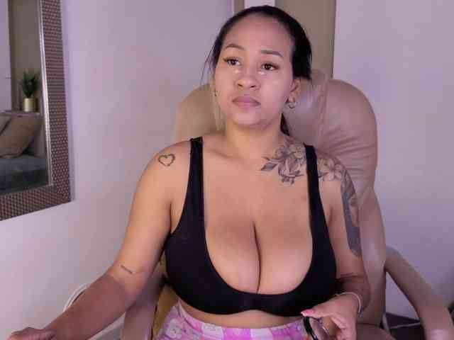 Nicolle-mariee webcam