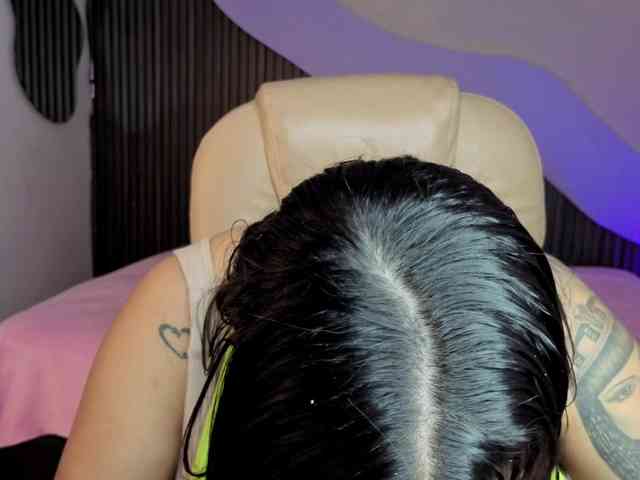 Nicolle-mariee webcam