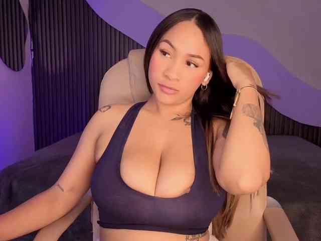 Nicolle-mariee webcam