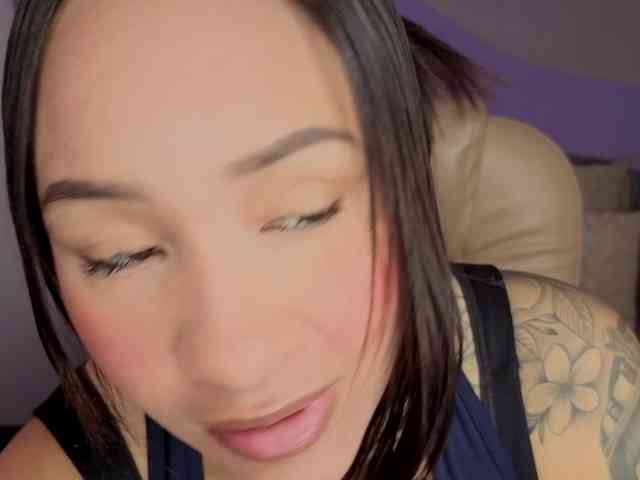 Nicolle-mariee webcam
