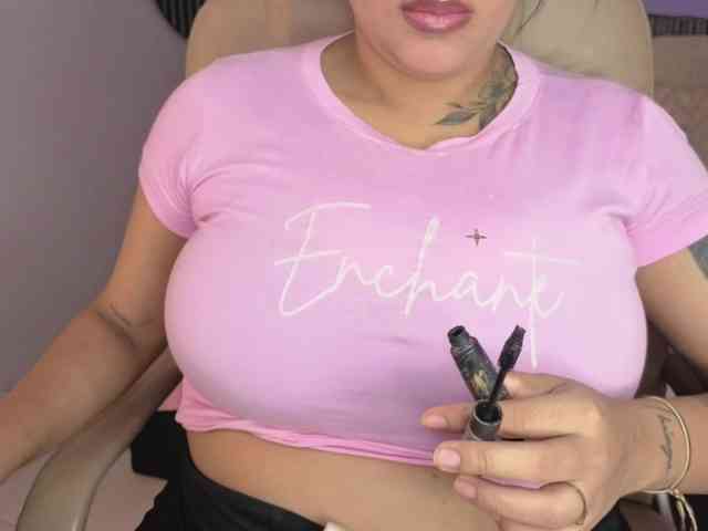Nicolle-mariee webcam