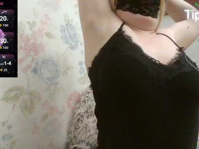 Lilithaa live cam on BongaCams