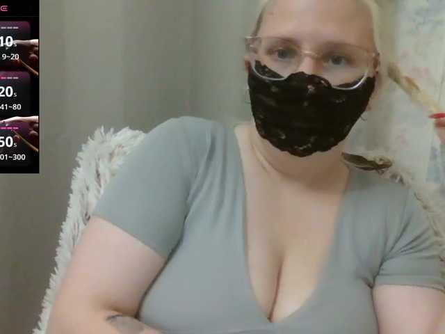 Lilithaa live cam on BongaCams