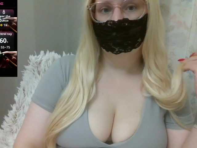 Lilithaa live cam on BongaCams