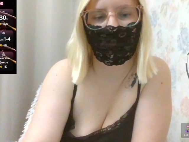 Lilithaa live cam on BongaCams