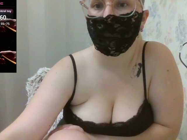 Lilithaa live cam on BongaCams