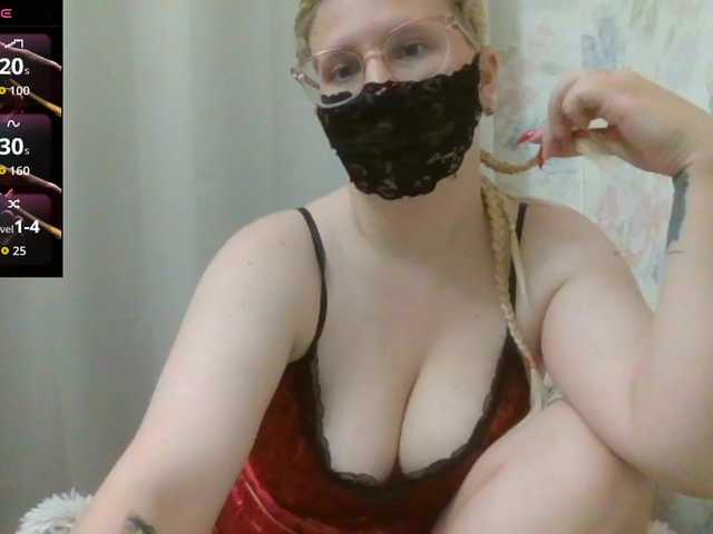 Lilithaa live cam on BongaCams