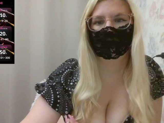 Lilithaa live cam on BongaCams