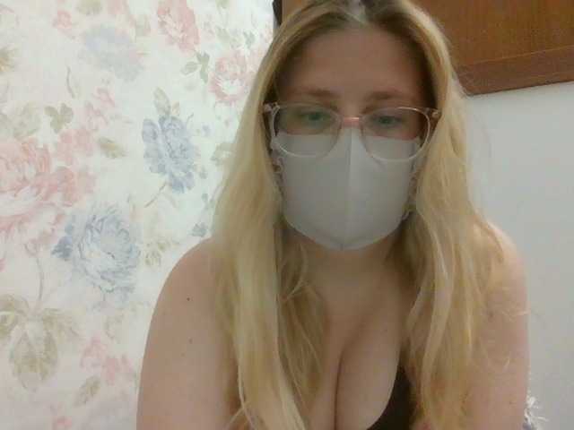 Lilithaa live cam on BongaCams