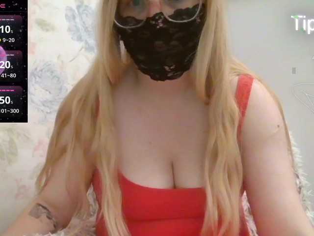 Lilithaa live cam on BongaCams