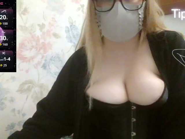 Lilithaa's BongaCams show and profile